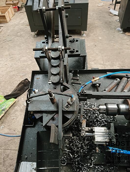 優(yōu)博世特，ubost,鉆孔機，銷軸，螺栓，自動，攻絲機，機械手，非標自動化，設(shè)備，銷軸鉆孔機，螺栓鉆孔機，